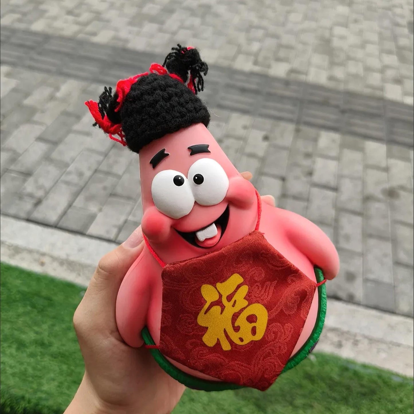 Cute Patrick Star Chinese Fortune Decor Figure