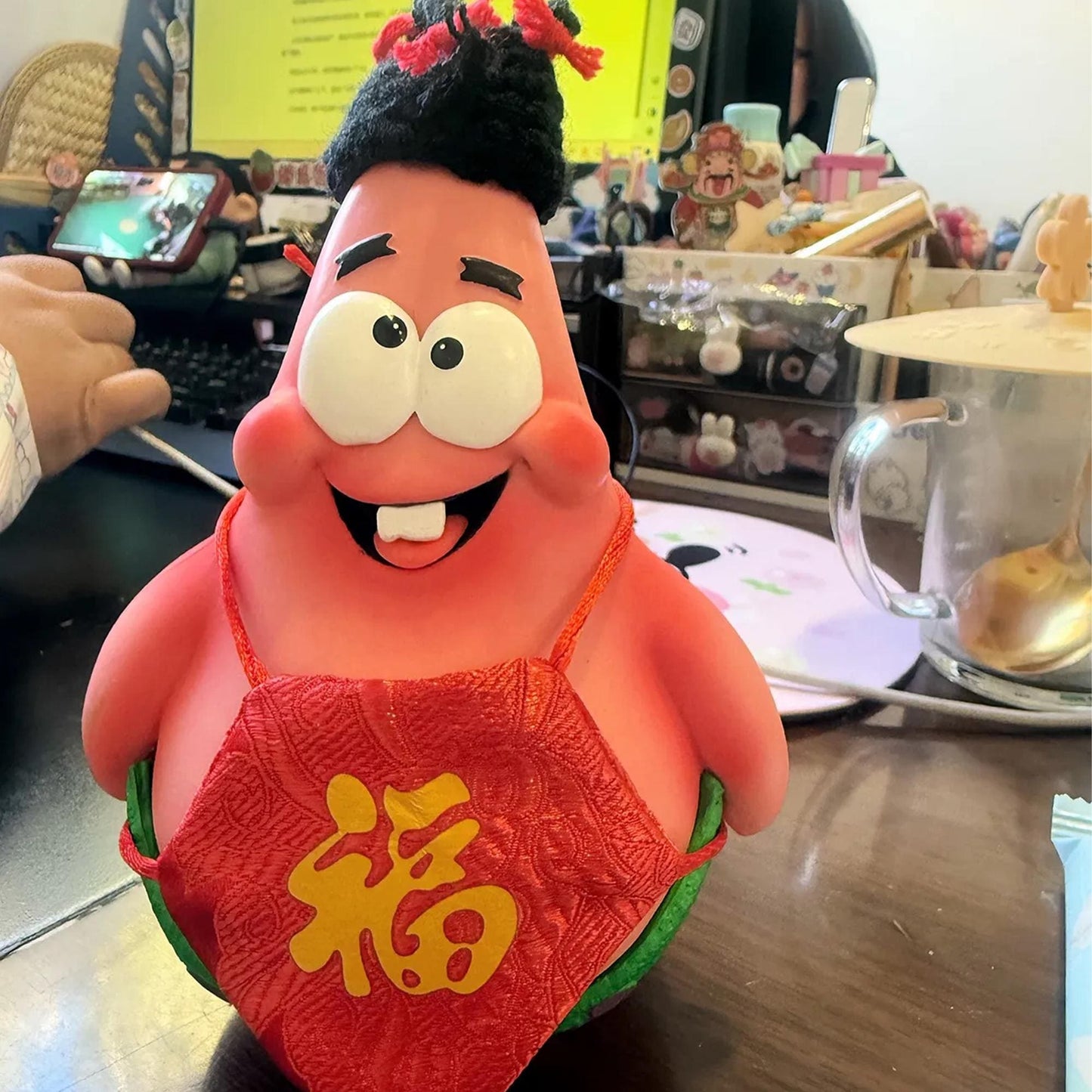 Cute Patrick Star Chinese Fortune Decor Figure