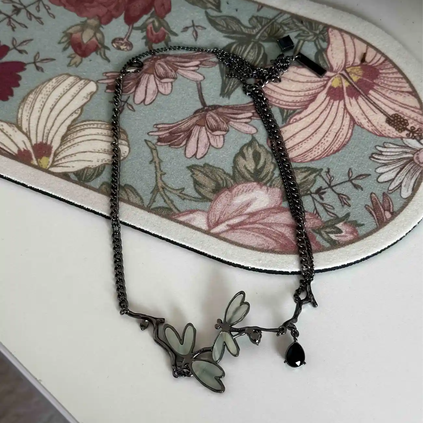 Vintage Dragonfly Choker Necklace – Enamel Wings, Twig Design & Black Gem Accent