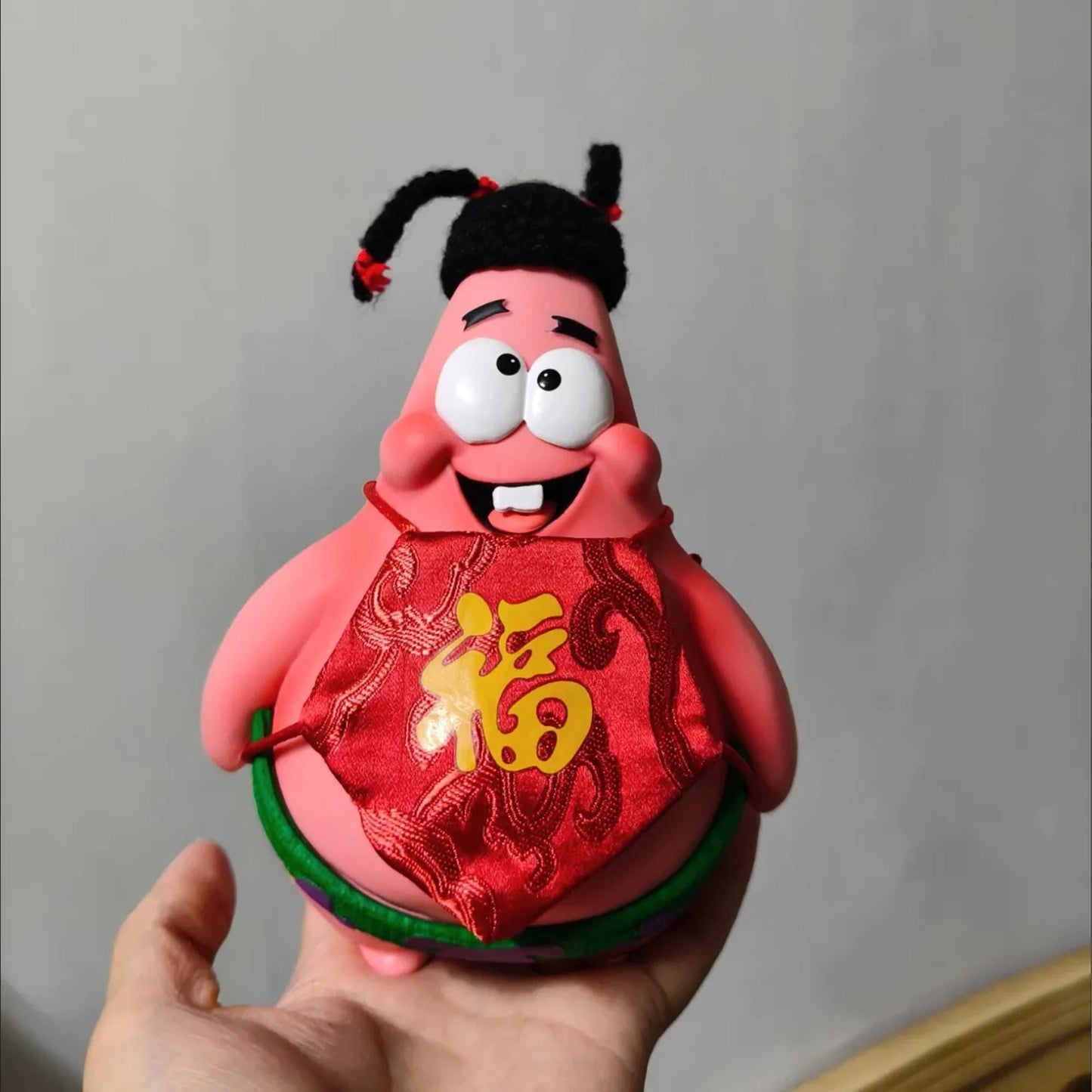 Cute Patrick Star Chinese Fortune Decor Figure