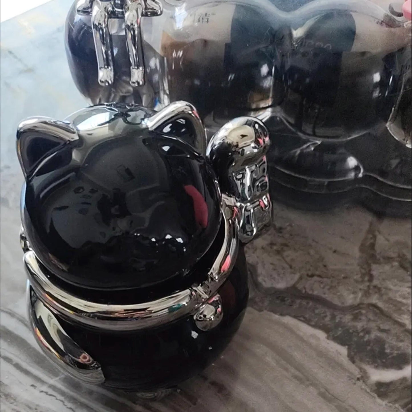 Cute Ceramic Lucky Cat Ashtray