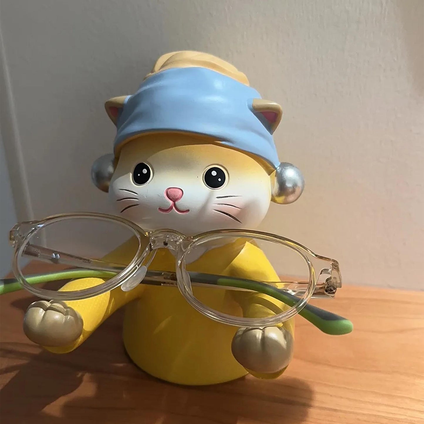 Adorable Cat Glasses Holder: Cute Cartoon Desk Decor Figurine