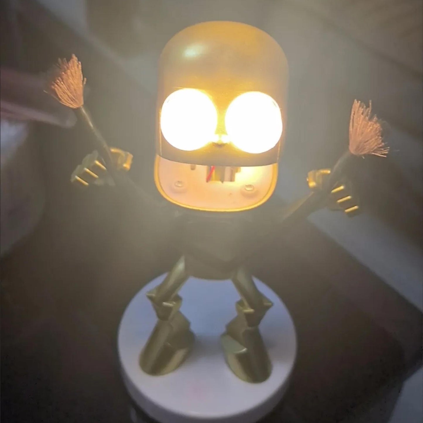 Alien Light Lamp – Metallic Gold & Silver Decor Piece