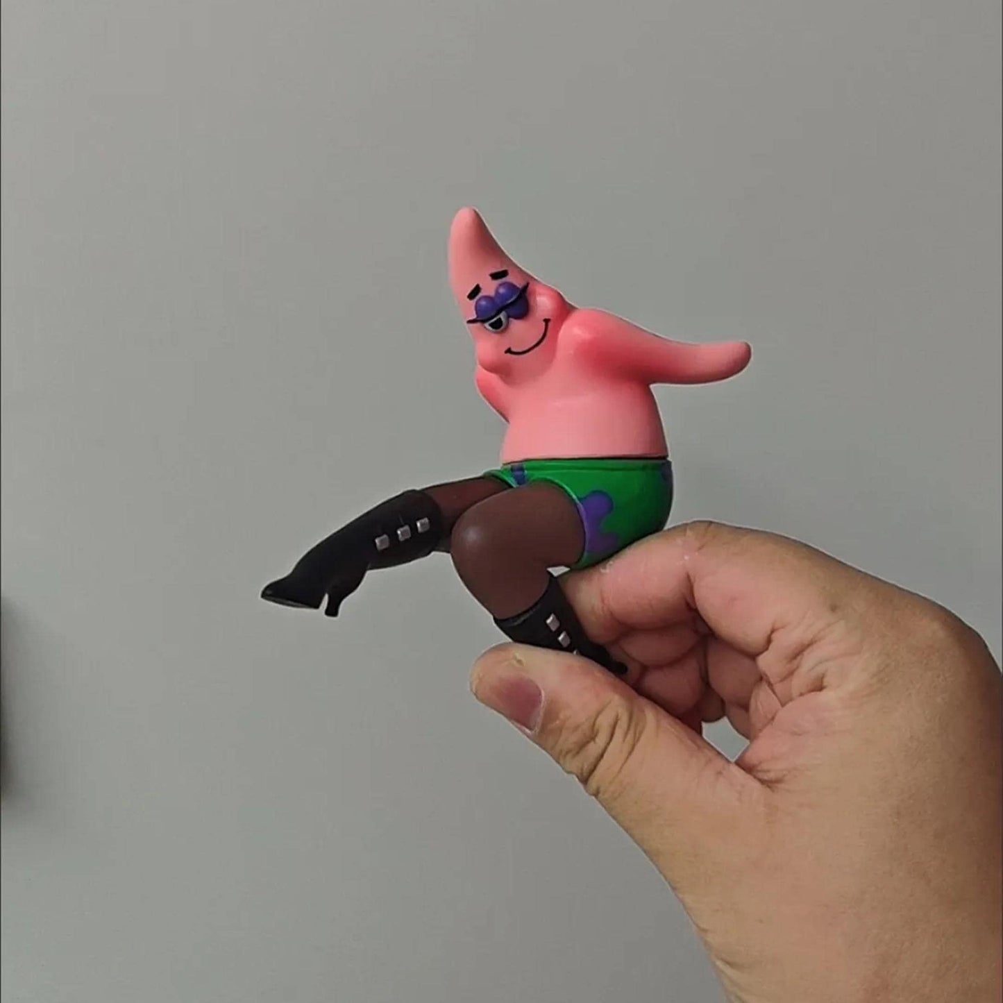 Quirky Patrick Star Figurine  Sassy SpongeBob Character Decoration with Edgy Boots, Unique Gift for Fans, Funny Desk & Car Ornament